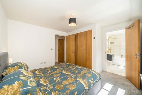 3 bedroom flat to rent, Matthew Parker Street, London SW1H