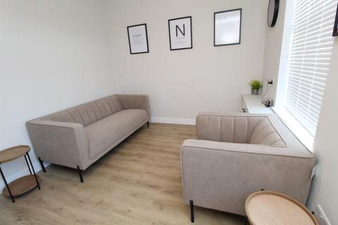 2 bedroom terraced house to rent, Norwood Road, Nottingham NG7