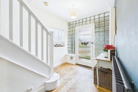 4 bedroom link detached house for sale, Shortbutts Lane, Lichfield