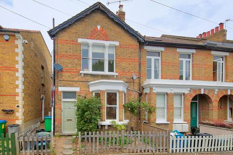 1 bedroom flat to rent, Royal Road, Teddington TW11