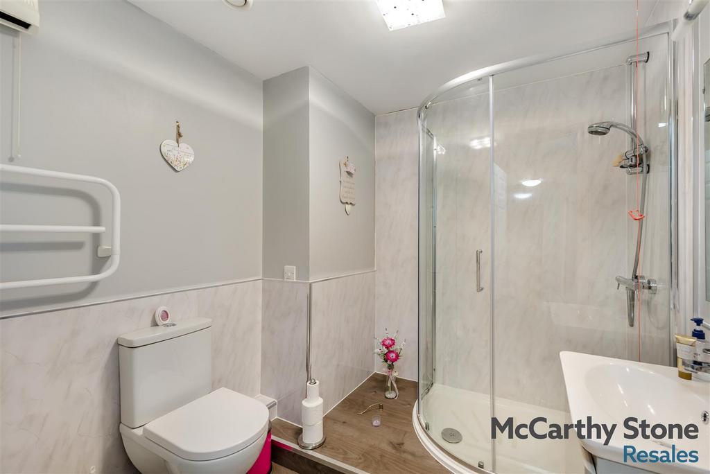 8673698-interior06.jpg