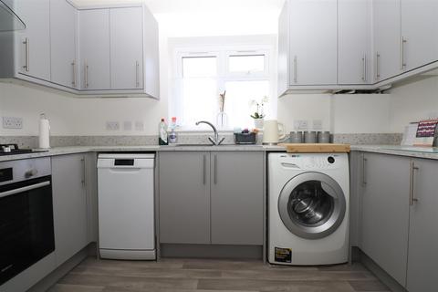 undefined, Whaddon Road, Shenley Brook End, Milton Keynes