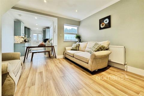 4 bedroom semi-detached house for sale, College Road, College Town, Sandhurst