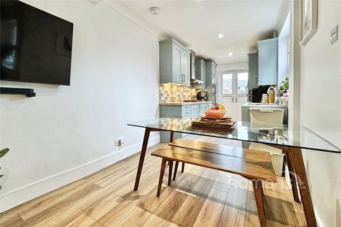 4 bedroom semi-detached house for sale, College Road, College Town, Sandhurst