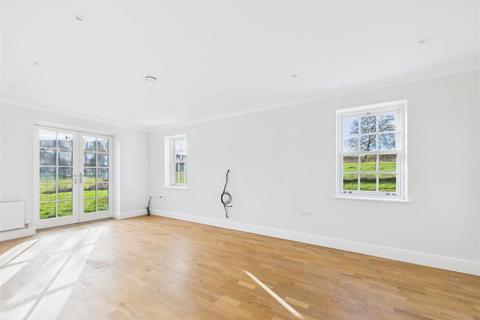 undefined, Offley Holes, Hitchin SG4