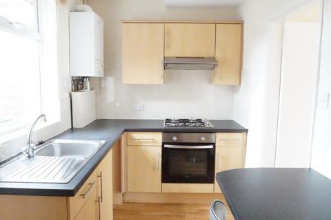 2 bedroom terraced house to rent, 50 Bristol Road, Hull, HU5 5XJ
