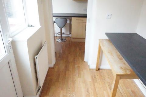 2 bedroom terraced house to rent, 50 Bristol Road, Hull, HU5 5XJ