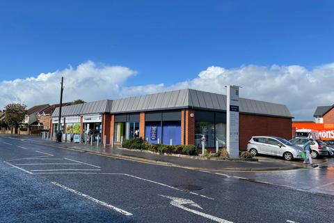 Retail property (high street) to rent - 36 Victoria Rd Warminster BA12 8HF