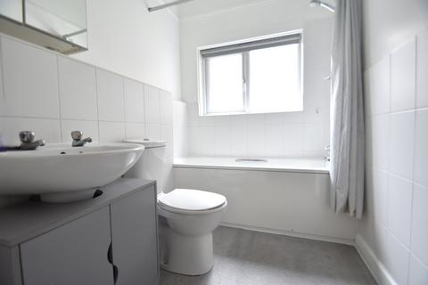 1 bedroom flat to rent, Elm Grove, Hampshire PO5