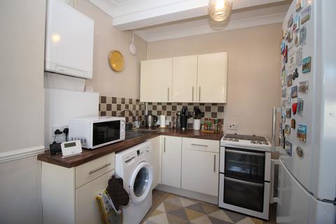 1 bedroom flat to rent, Flat , Alton Lodge, - Alton Road, Clacton-on-Sea