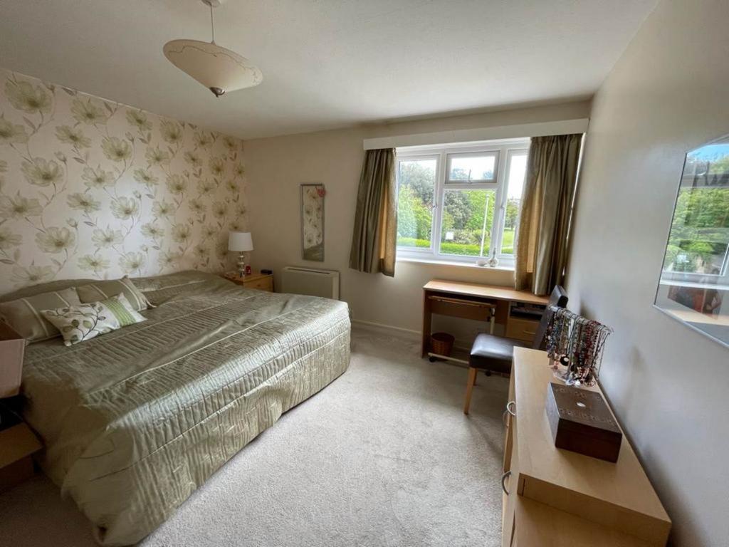 Clarence rd n 15a f4