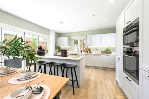 5 bedroom detached house for sale, Millside Grange, Little Green Lane, Croxley Green