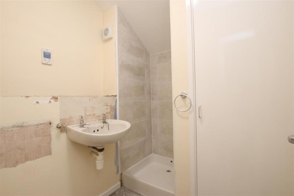 Shower room.JPG