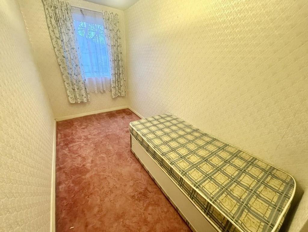 Bedroom 3.jpg