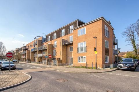 2 bedroom flat to rent, Academia Way, London