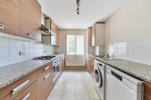 2 bedroom flat to rent, Academia Way, London