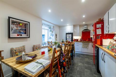 3 bedroom semi-detached house for sale, Thorntree Square, Dunning, Perth