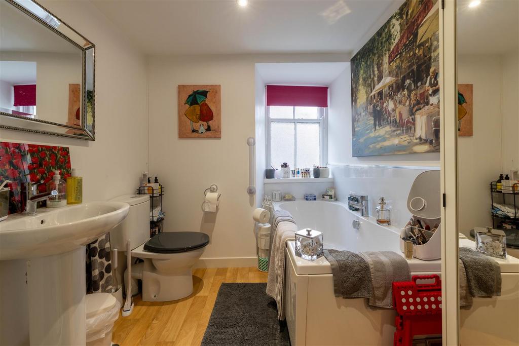 Coach House, Dunning-2.jpg