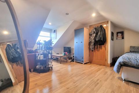 2 bedroom flat to rent, , 1 Landells Road, London, SE22
