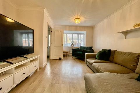 3 bedroom detached house for sale, Maple Gardens, Newport NP11
