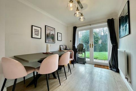 3 bedroom detached house for sale, Maple Gardens, Newport NP11