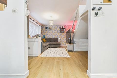 undefined, Lupin Court, Aylesbury HP21