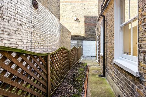 2 bedroom terraced house to rent, Lambrook Terrace, London, SW6