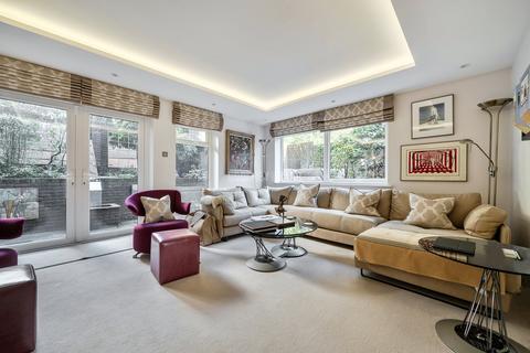 4 bedroom semi-detached house for sale, Mill Hill NW7