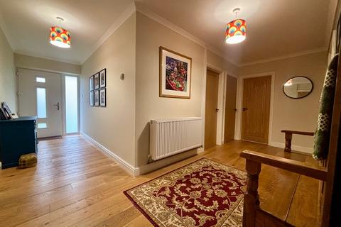 3 bedroom detached bungalow for sale, Bronwydd Arms, Carmarthen, SA33