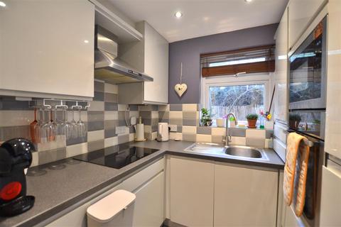 1 bedroom end of terrace house for sale, Hanbury Way, Camberley GU15