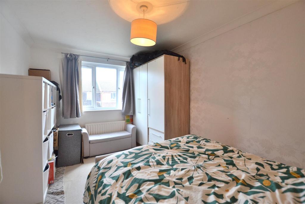 Bedroom One 1.JPG