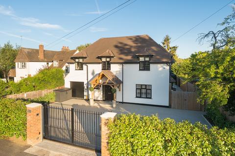 5 bedroom detached house for sale, High Road, Byfleet, KT14