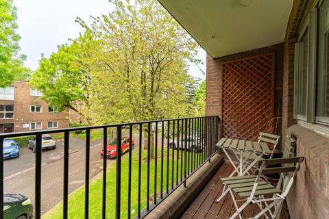 undefined, Garrick Close W5