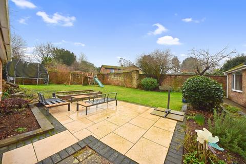 undefined, Allens Orchard, Banbury OX17