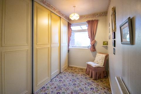 2 bedroom semi-detached bungalow for sale, College Drive, Heacham, King's Lynn, Norfolk, PE31