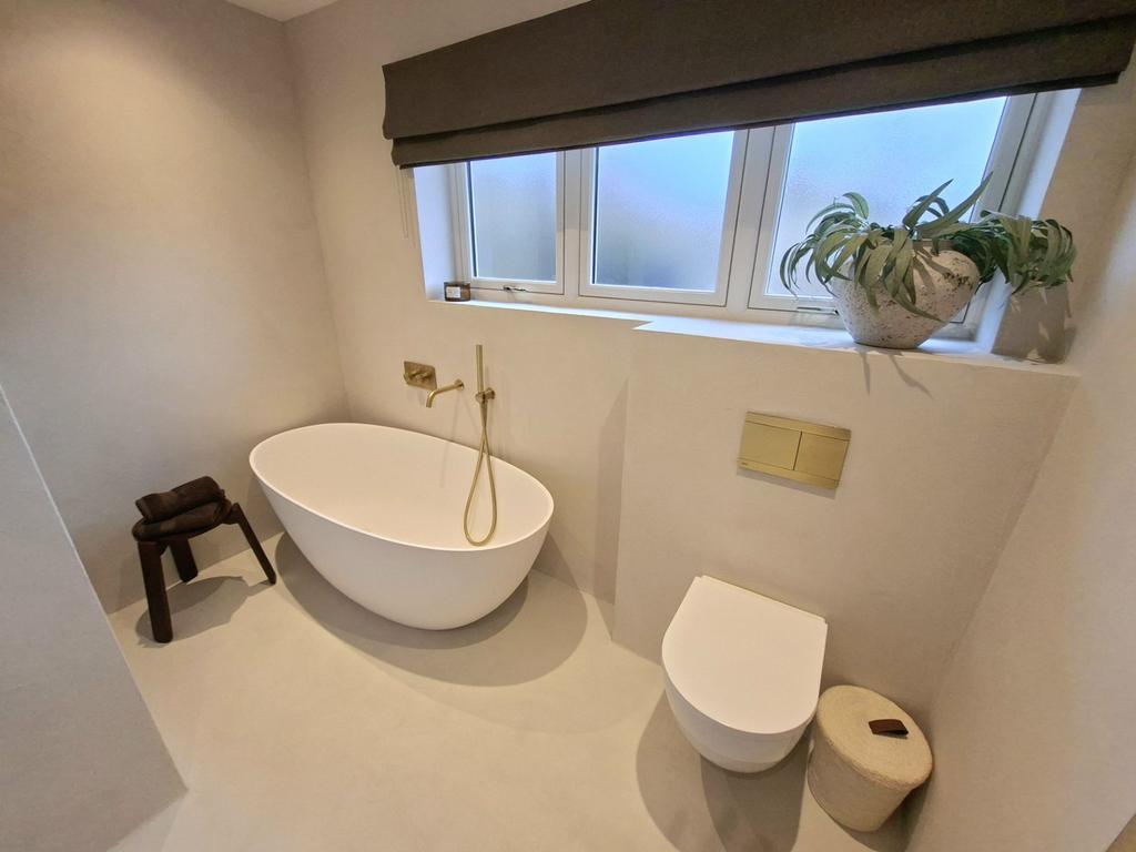 Family bathroom