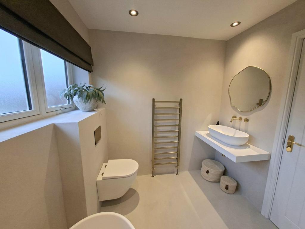 Family bathroom