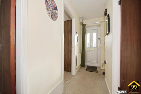 2 bedroom bungalow for sale, Rednall Close, Chesterfield, S40