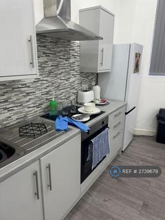 2 bedroom flat to rent, St. Georges Road, Bolton, BL1