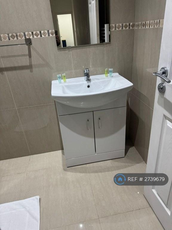 Washroom Sink