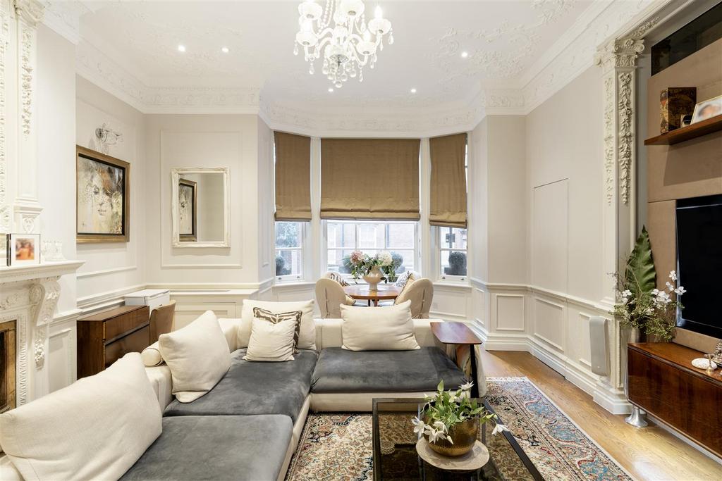 Maskells-Flat 22, Albert Hall Mansions-25 Hi.jpg