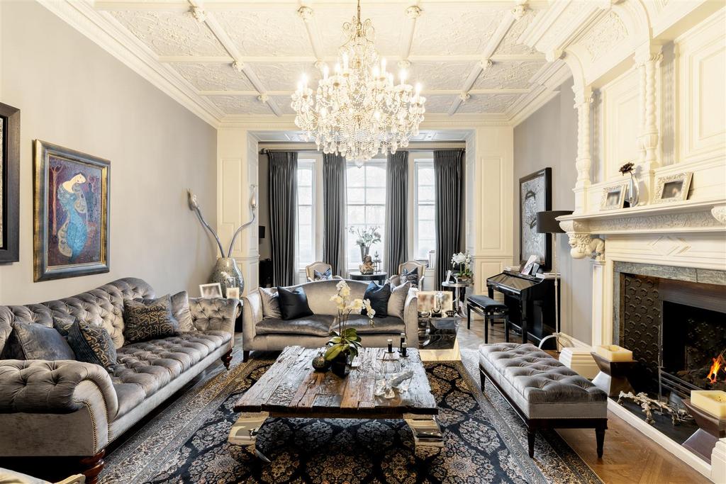 Maskells-Flat 22, Albert Hall Mansions-6 Hi.jpg