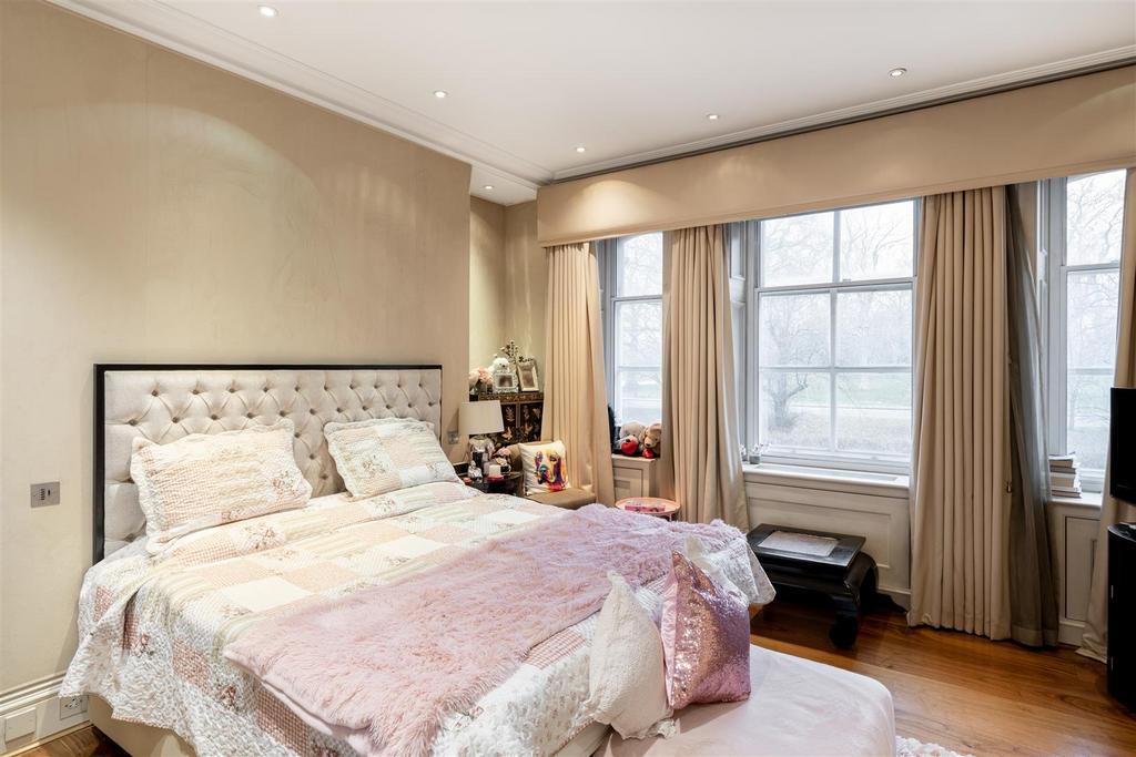Maskells-Flat 22, Albert Hall Mansions-33 Hi.jpg