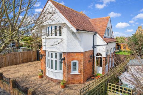 3 bedroom detached house for sale, Western Avenue, Herne Bay, Kent, CT6