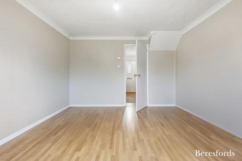 2 bedroom terraced house for sale, York Road, Billericay, CM12
