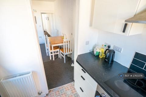 undefined, Queens Road, Beeston, Nottingham, NG9