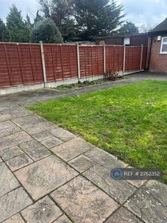 7 bedroom end of terrace house to rent, Dawlish Drive, Ilford, IG3
