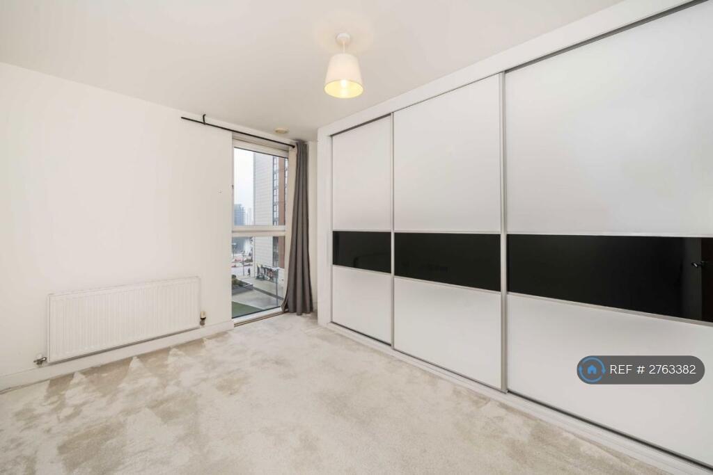 Second (Double) Bedroom