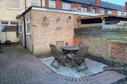 undefined, Washington Grove, Doncaster, DN5