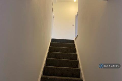 undefined, Washington Grove, Doncaster, DN5